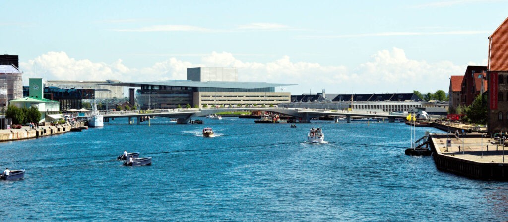 beCopenhagen waterfront architecture boat tour